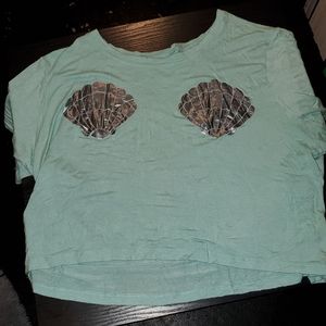 Shell crop top